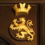 Escudo coronado de León