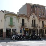 Conjunt de  les cases (des de l'esquerra) - Conjunto de casas (desde la izquierda)