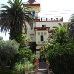 Façana principal - Fachada principal (oeste)