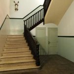 Escala a plantes superiores - Escalera a plantas superiores