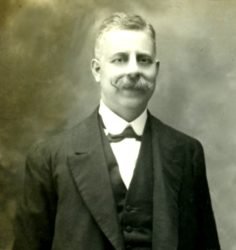 Lluís Bru Salelles-Foto